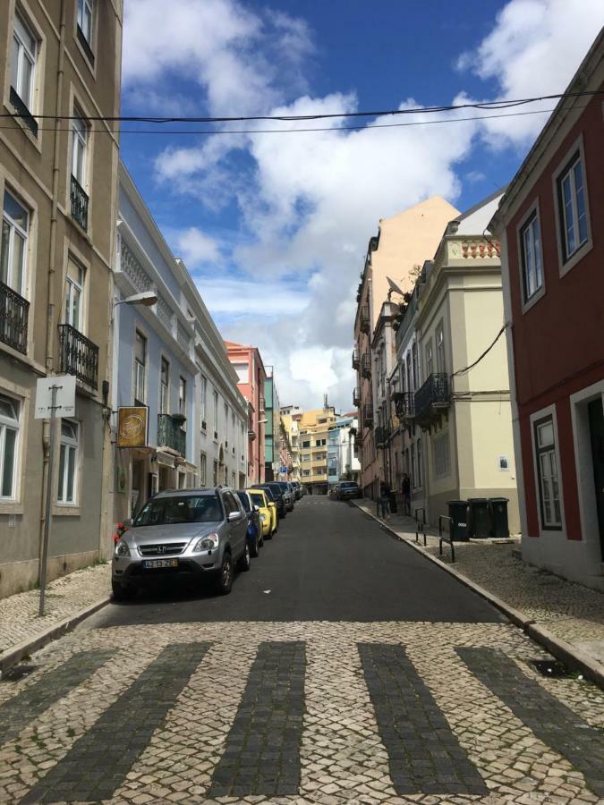 Jardim Das Amoreiras Central Apartment Lisbon Bagian luar foto