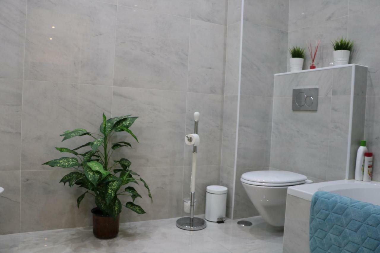 Jardim Das Amoreiras Central Apartment Lisbon Bagian luar foto